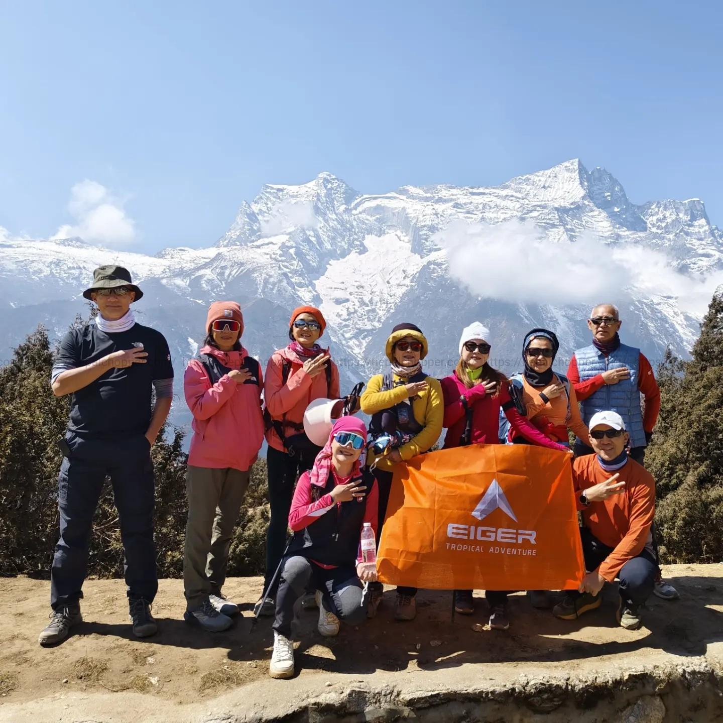 Ama Dablam Overfly Helicopter Tour from Lukla