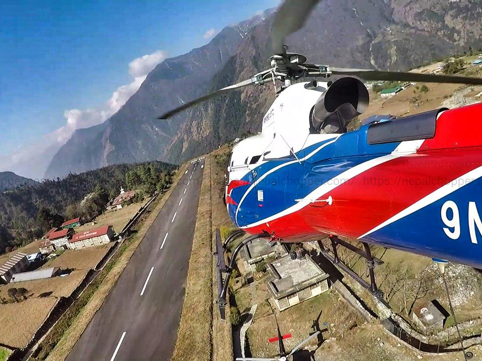 Helicopter ride from Lukla to Gorakshep